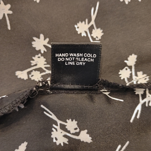 GREYLIN FLORAL BUTTON DOWN BLOUSE, BLACK S - Picture 12 of 12